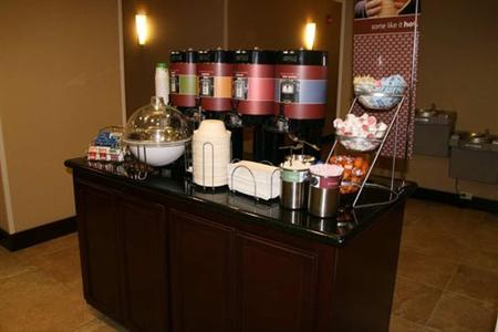фото отеля Hampton Inn & Suites Merced