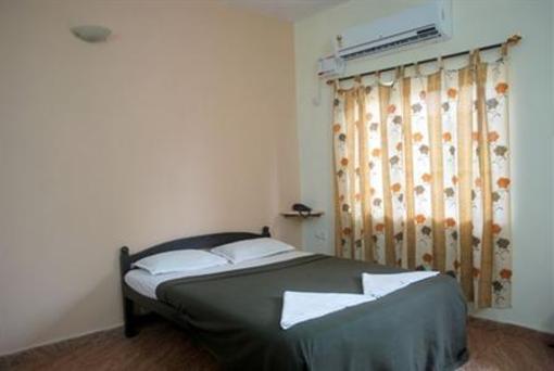 фото отеля Seashore Beach Resort Calangute