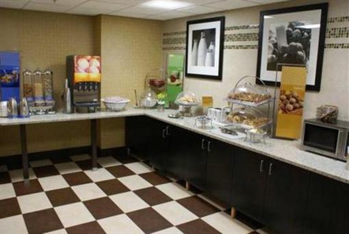 фото отеля Hampton Inn Tampa Brandon