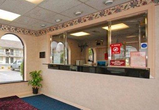 фото отеля Econo Lodge Chesapeake