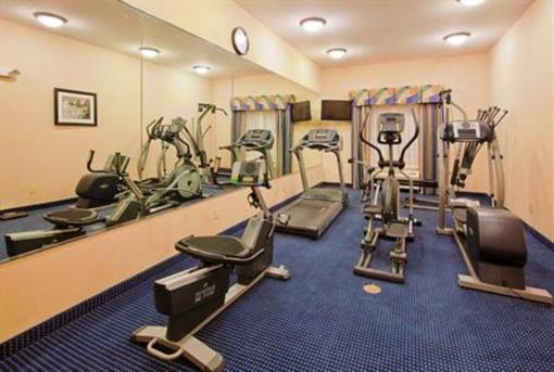 фото отеля Holiday Inn Express Hotel & Suites Panama City - Tyndall