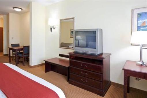 фото отеля Holiday Inn Express Hotel & Suites Panama City - Tyndall
