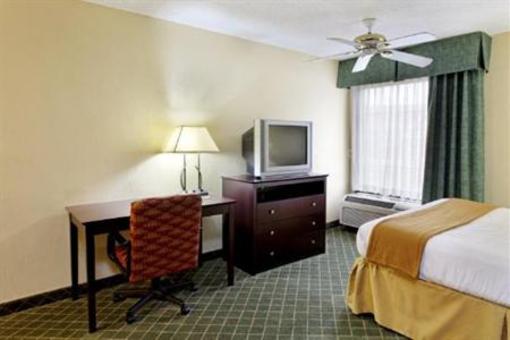 фото отеля Holiday Inn Express Jasper