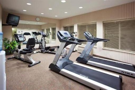 фото отеля Holiday Inn Express Hotel & Suites Marion