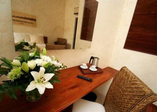 фото отеля Clarion Suites Narbonne Ile Du