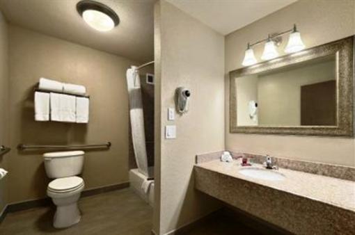 фото отеля Ramada Limited Hotel Airport South Houston