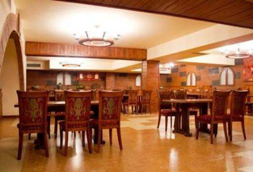 фото отеля Armenian Royal Palace Hotel Yerevan