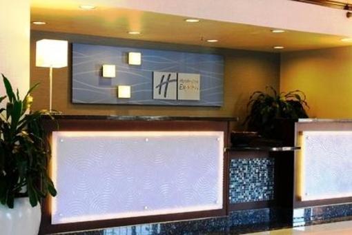 фото отеля Holiday Inn Express Sea World