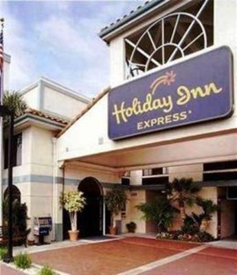 фото отеля Holiday Inn Express Sea World