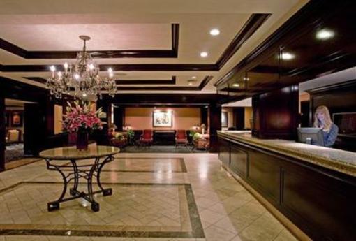 фото отеля Crowne Plaza Beverly Hills