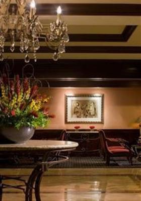 фото отеля Crowne Plaza Beverly Hills