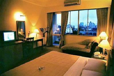 фото отеля Hotel Que Huong Liberty 2