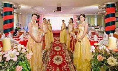 фото отеля Hotel Que Huong Liberty 2