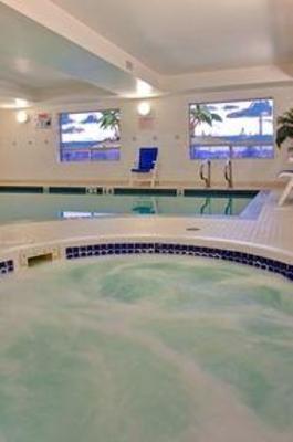 фото отеля Holiday Inn Express Hotel & Suites North Edmonton
