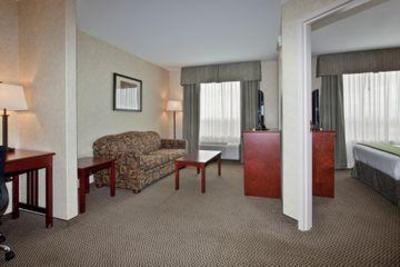 фото отеля Holiday Inn Express Hotel & Suites North Edmonton