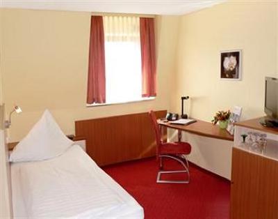 фото отеля Top Hotel Amberger
