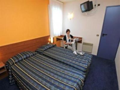 фото отеля Hotel Mister Bed Orleans Saran