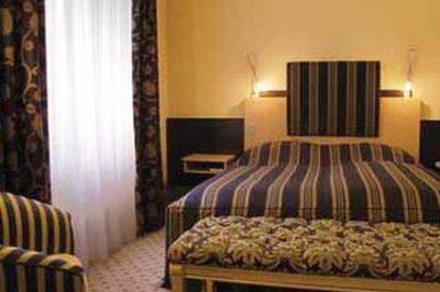 фото отеля Best Western Crown Hotel Monchengladbach