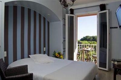 фото отеля Hotel Les Jardins Du Cedre