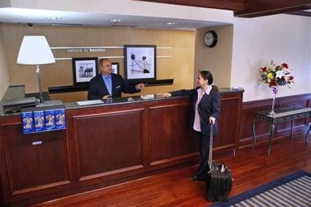 фото отеля Hampton Inn Houston - I-10W, Energy Cor
