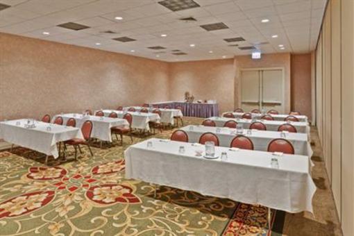 фото отеля Holiday Inn Express Chicago O'Hare