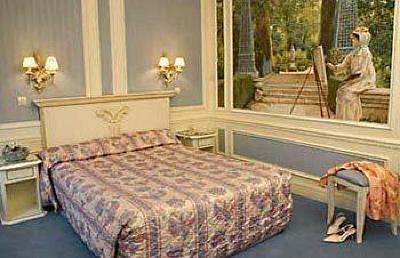 фото отеля Saint Jacques Hotel Paris