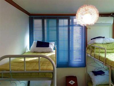 фото отеля Backpackers In Yeosu