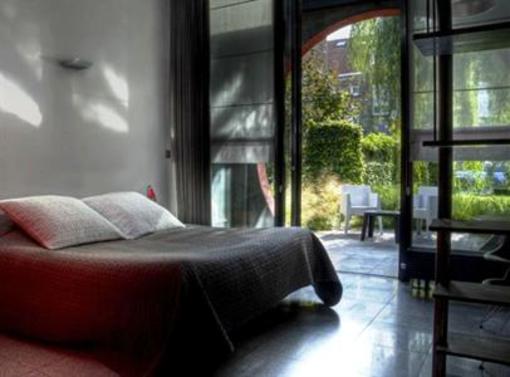 фото отеля Contrast Bed and Breakfast