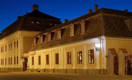 фото отеля Palatul Brukenthal Avrig