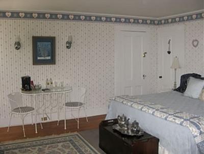фото отеля Bridges Inn at Whitcomb House