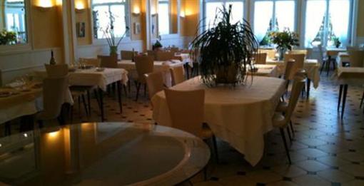 фото отеля Hotel d'Orfeuil