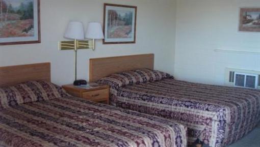 фото отеля Sportsman Inn