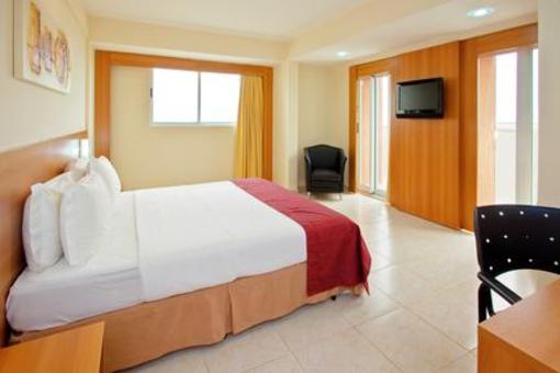 фото отеля Holiday Inn Express Natal