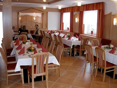 фото отеля Tunzendorferwirt Hotel Gröbming