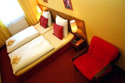 фото отеля Hotel U Budvaru