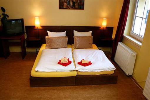 фото отеля Hotel U Budvaru