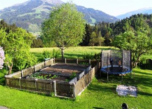 фото отеля Bauernhof Ferienwohnung in St. Johann Oberburghof