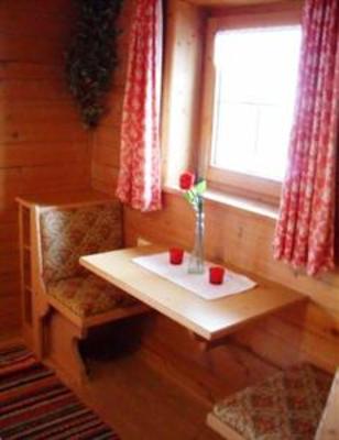 фото отеля Bauernhof Ferienwohnung in St. Johann Oberburghof