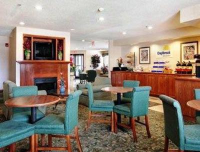 фото отеля Days Inn Louisburg