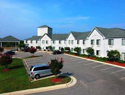 фото отеля Days Inn Louisburg