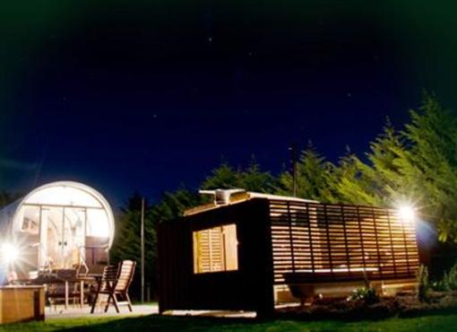 фото отеля Wagon Stays Luxury Bed & Breakfast Christchurch