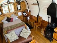 Wagon Stays Luxury Bed & Breakfast Christchurch