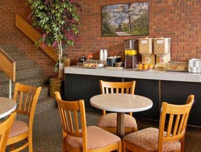 фото отеля Travelodge Six Flags Hotel Gray Summit