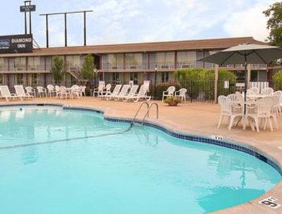 фото отеля Travelodge Six Flags Hotel Gray Summit