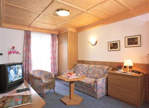 фото отеля Hotel Alpenroyal Castelrotto