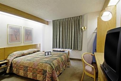 фото отеля Americas Best Value Inn Rawlins