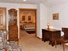 фото отеля Mt. Scott Manor Bed and Breakfast Happy Valley