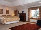 фото отеля Mt. Scott Manor Bed and Breakfast Happy Valley