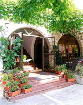 фото отеля Hotel Grbalj Budva