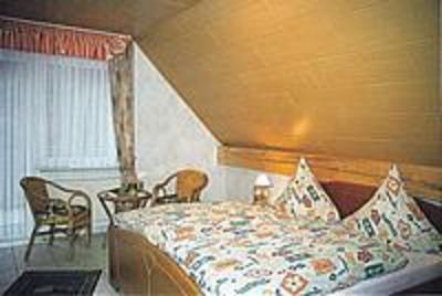 фото отеля Ferienweingut Klaus Thiesen Gastezimmer und Apartments Ellenz-Poltersdorf